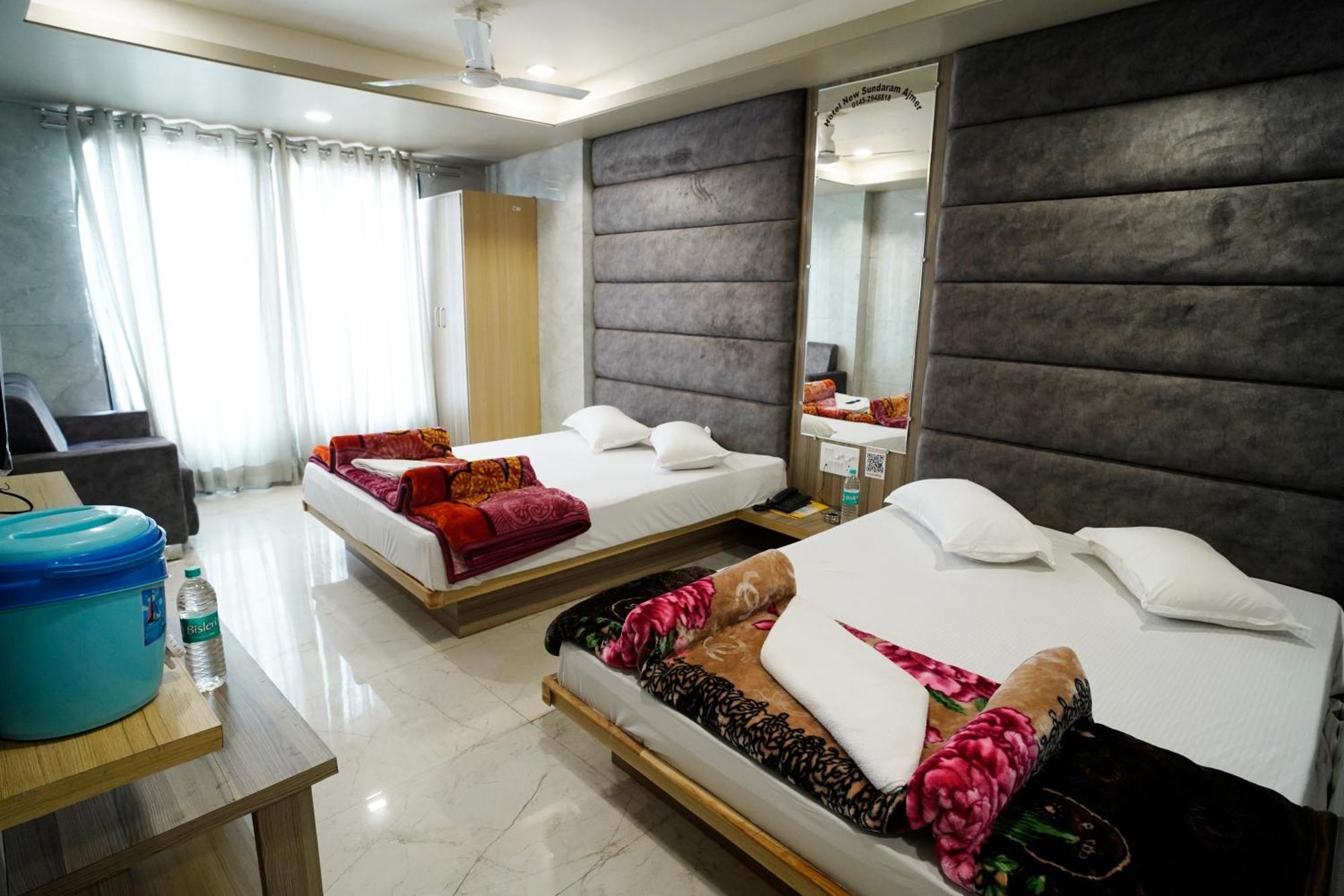 Hotel New Sundaram 150 Mtrs From Dargah Ajmer Exterior foto
